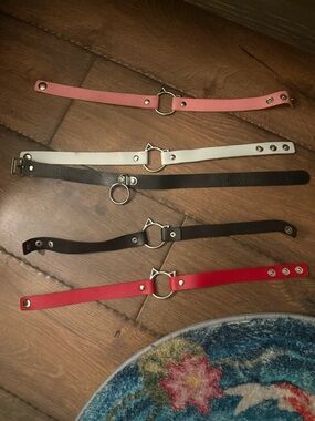 Women's O-Ring Choker Necklaces